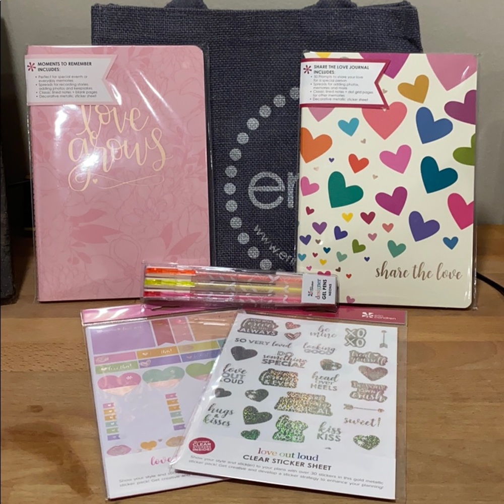 Erin Condren Love Bundle - Picture 1 of 7